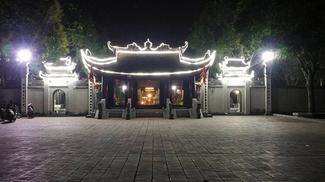Trước giờ tế lễ giao thừa ở Đền Đô ảnh 1